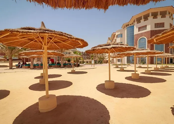 Royal Luxury Resort